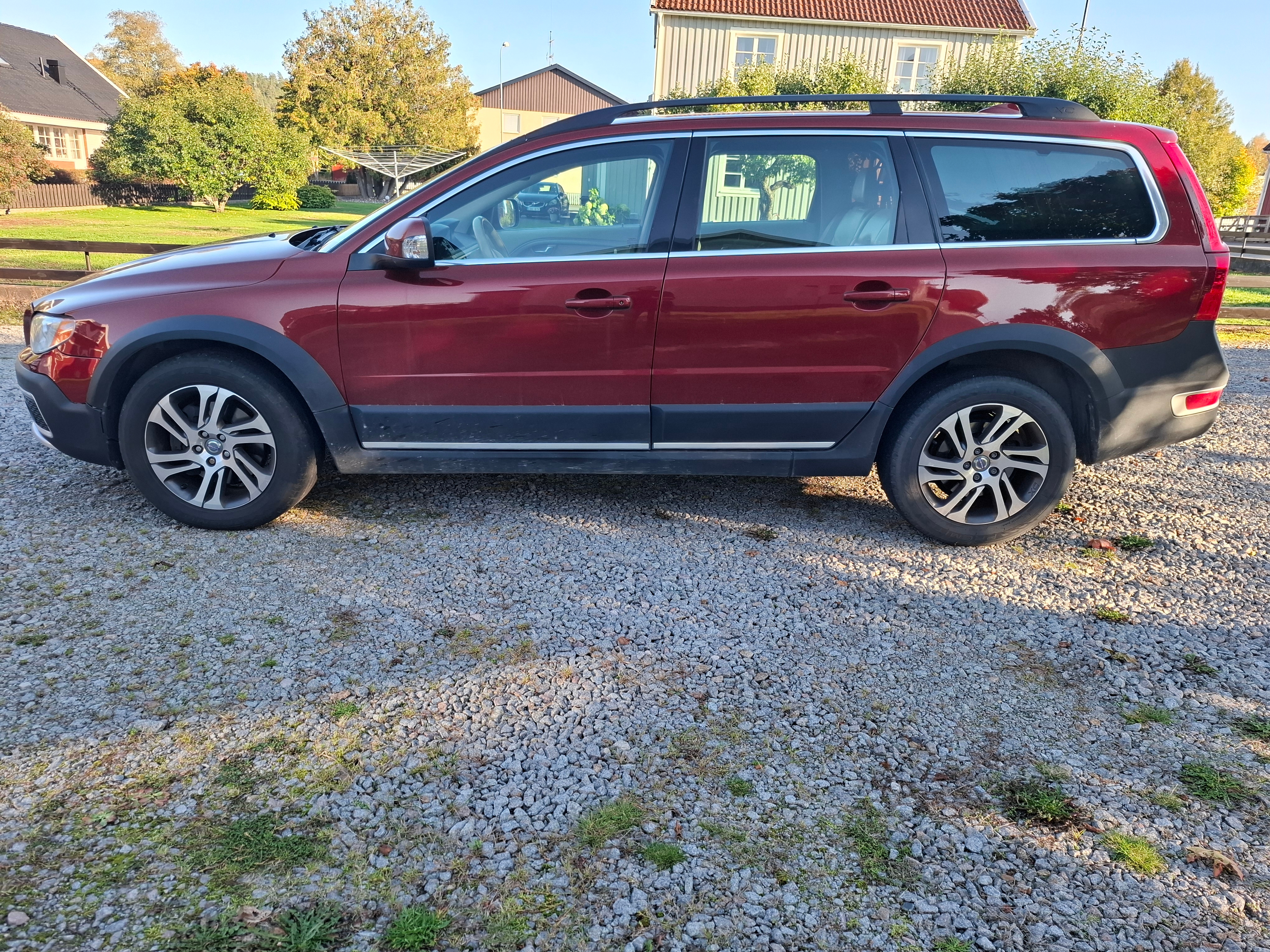 Volvo XC70 D3 AWD Geartronic 2012, bild 2/10