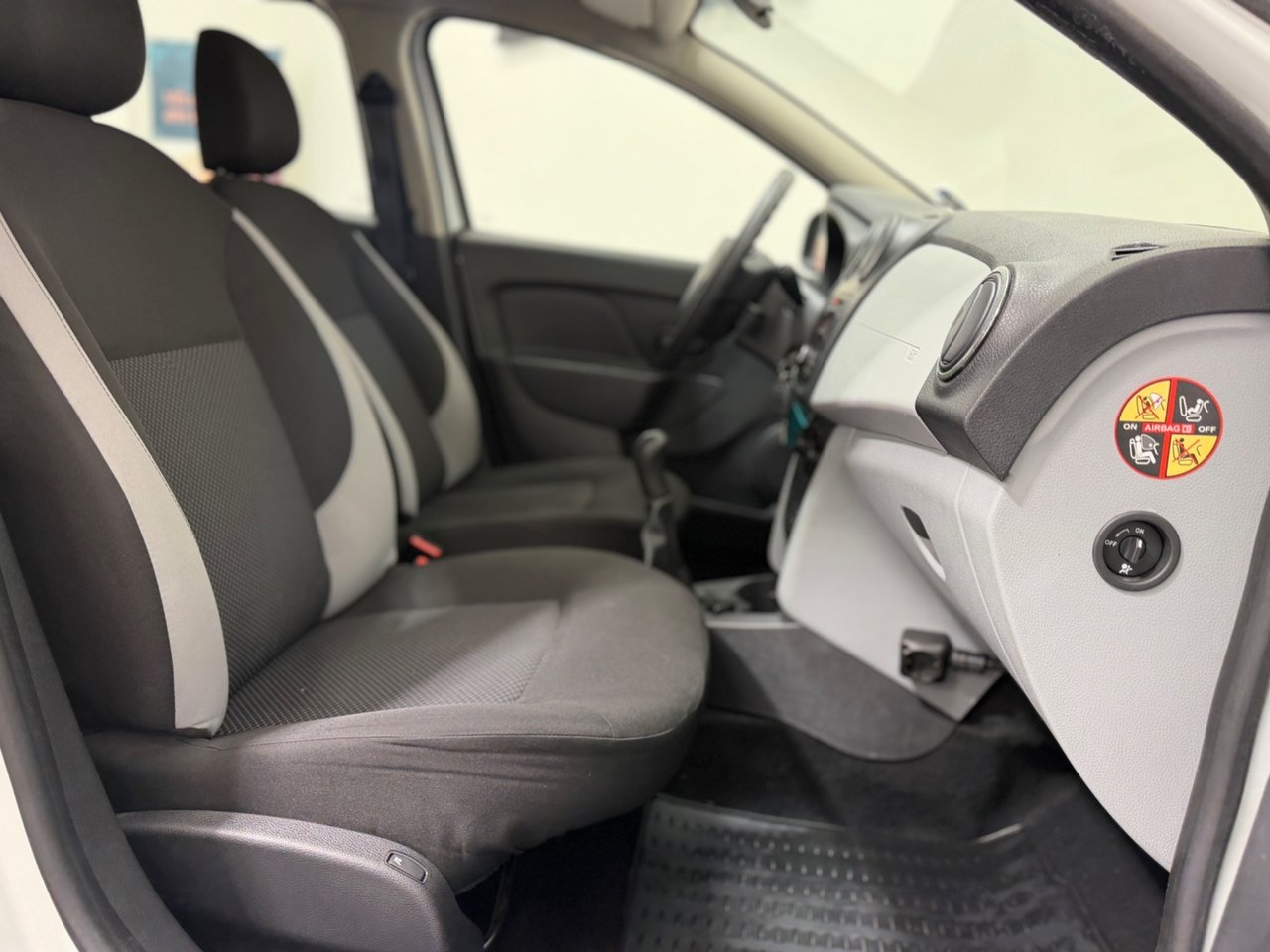 Dacia Sandero 0.9 TCe Euro 5 2014, photo 5/10