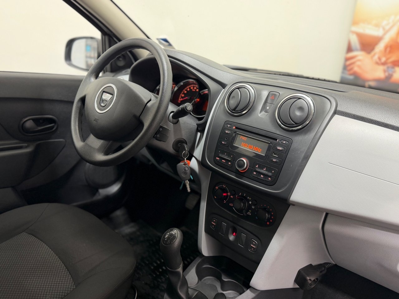 Dacia Sandero 0.9 TCe Euro 5 2014, photo 2/10