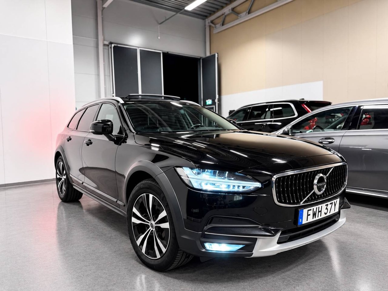Volvo V90 Cross Country 2020, bild 5/10