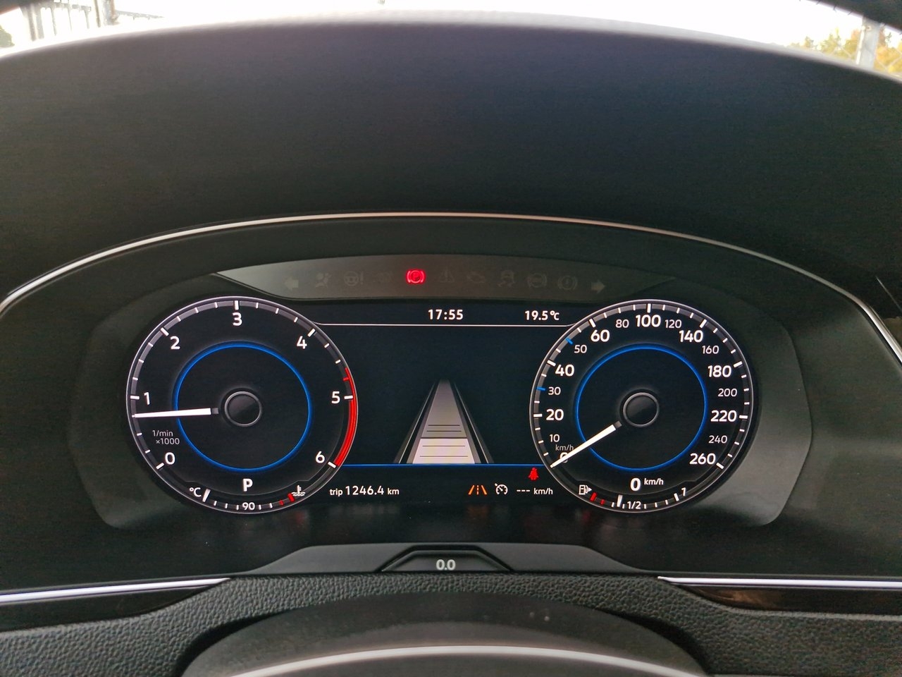 Volkswagen Passat 2018, bild 4/10
