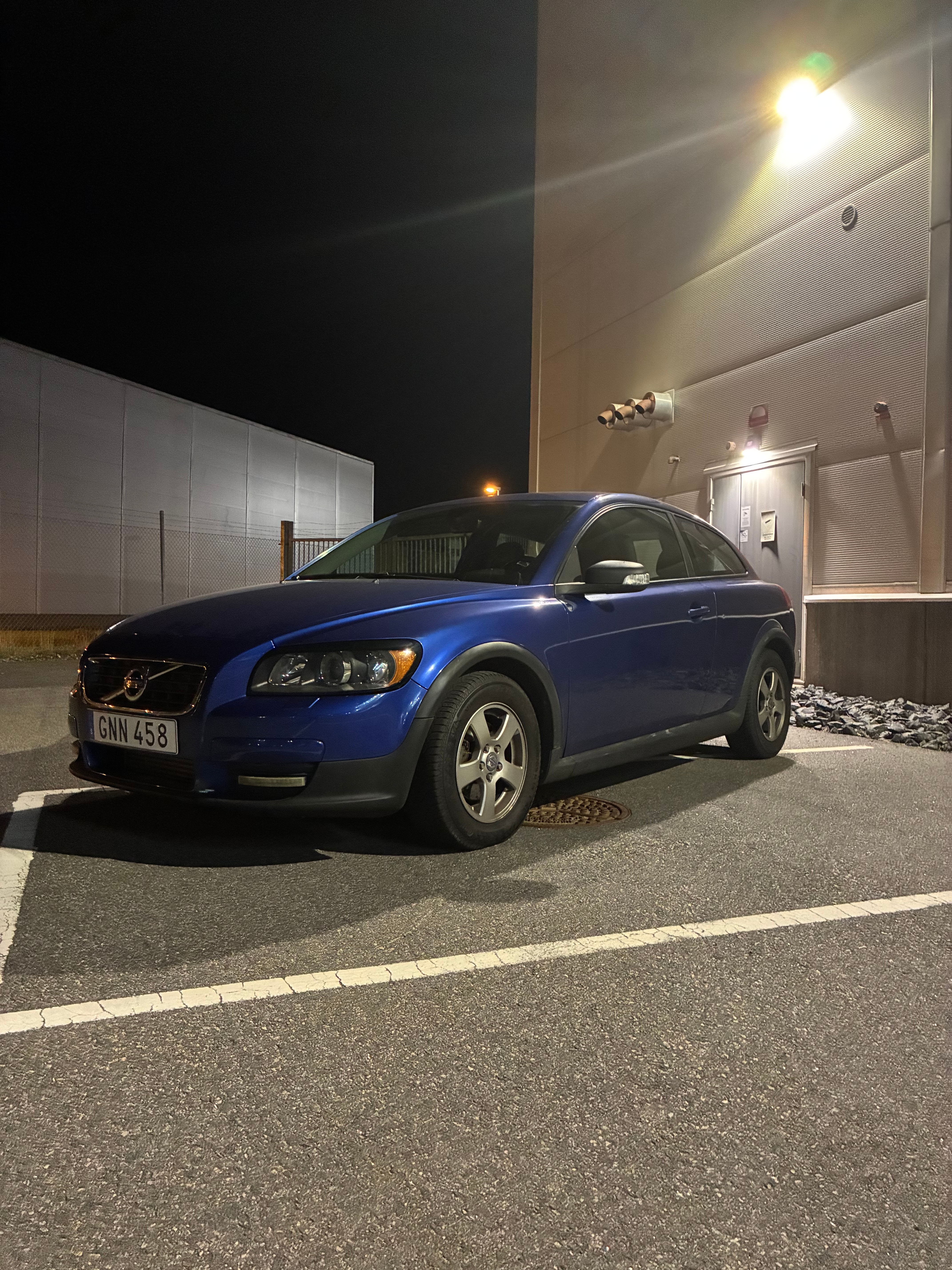 Volvo C30 1.6 D DRIVe Manuell 2008, bild 2/4