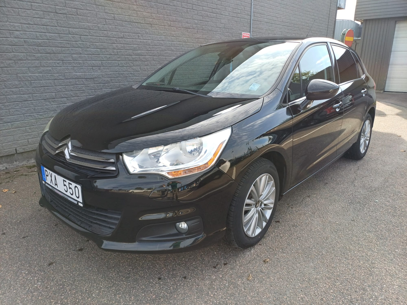 Citroen C4 1.6 VTi Manuell 2013, bild 2/7