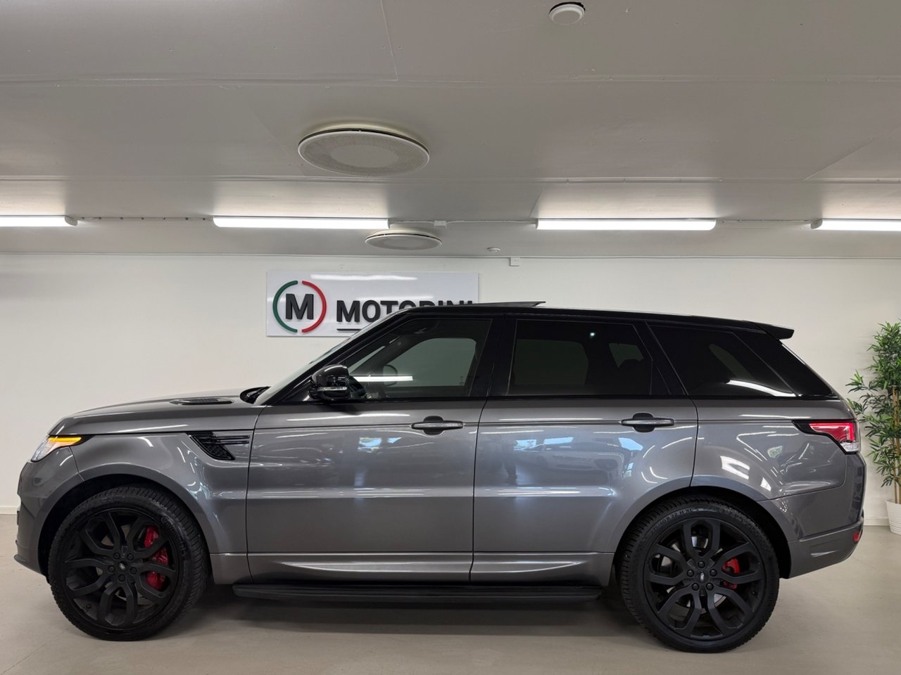 Land Rover Range Rover Sport 2014, photo 4/10