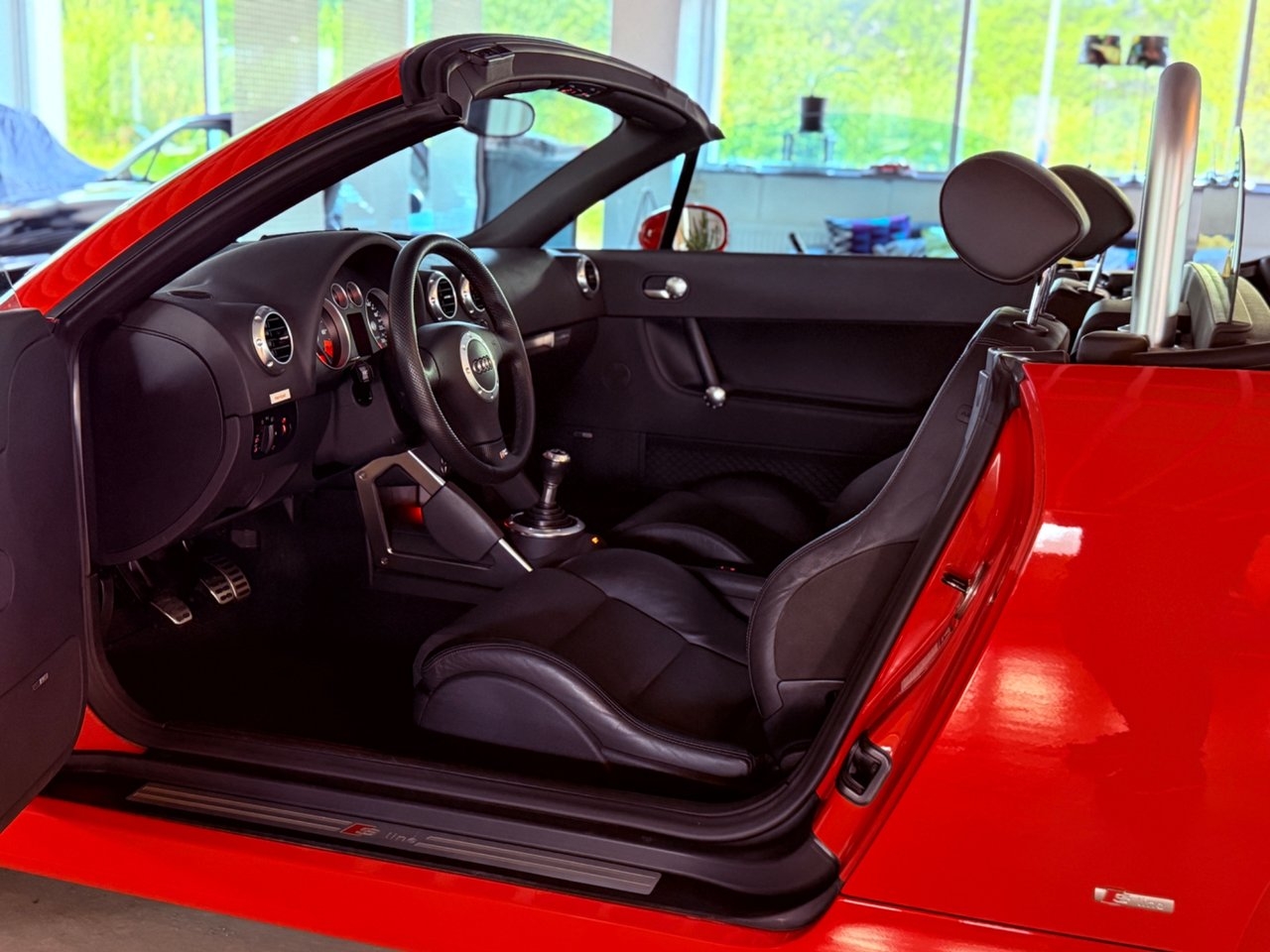 Audi TT 225hk Quattro S-Line Sportpaket 2004, bild 7/10