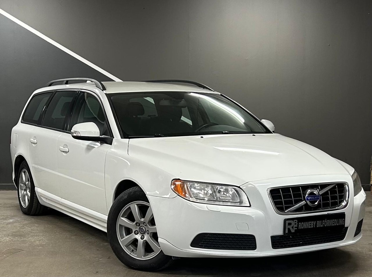 Volvo V70 1.6 D DRIVe Kinetic DRAG 2011, photo 3/10