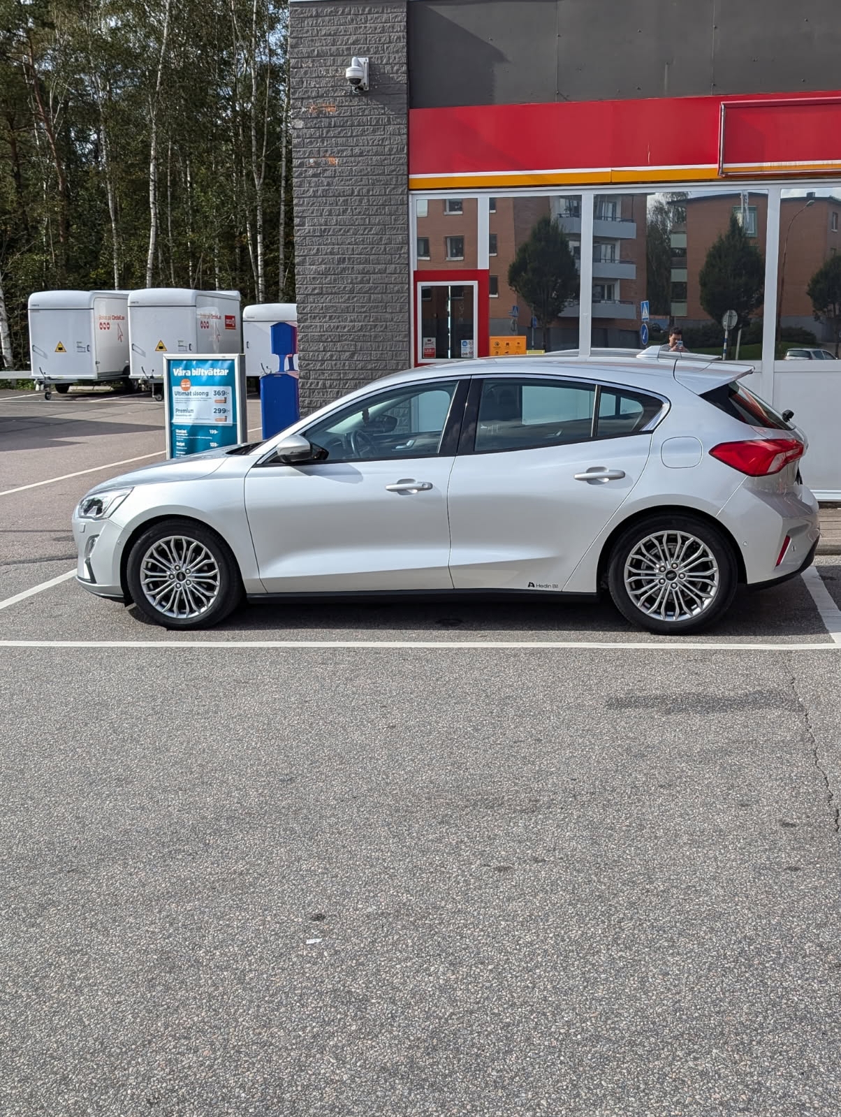 Ford Focus 1.0 EcoBoost Manuell 2019, bild 3/4