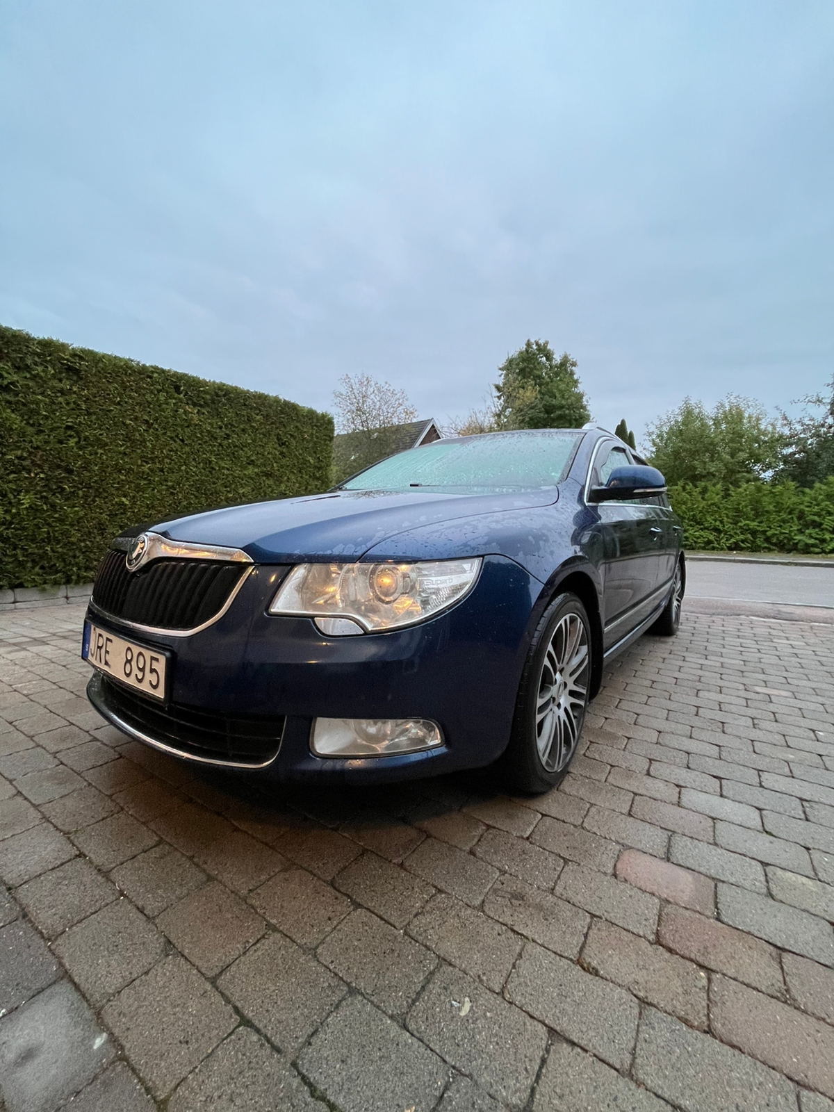 Skoda Superb 2011, kuva 5/9