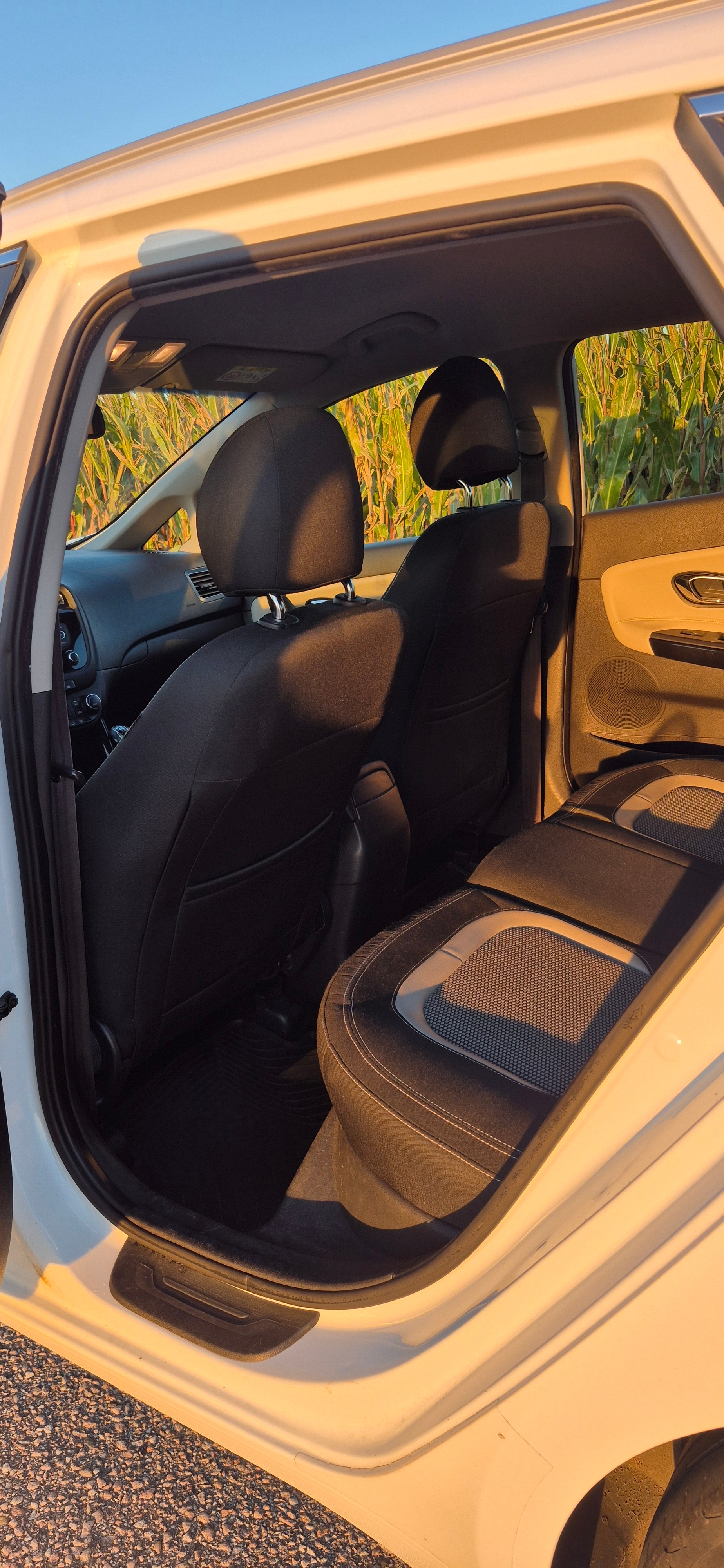 Kia Ceed SW 1.6 CRDi Manuell 2013, photo 6/10