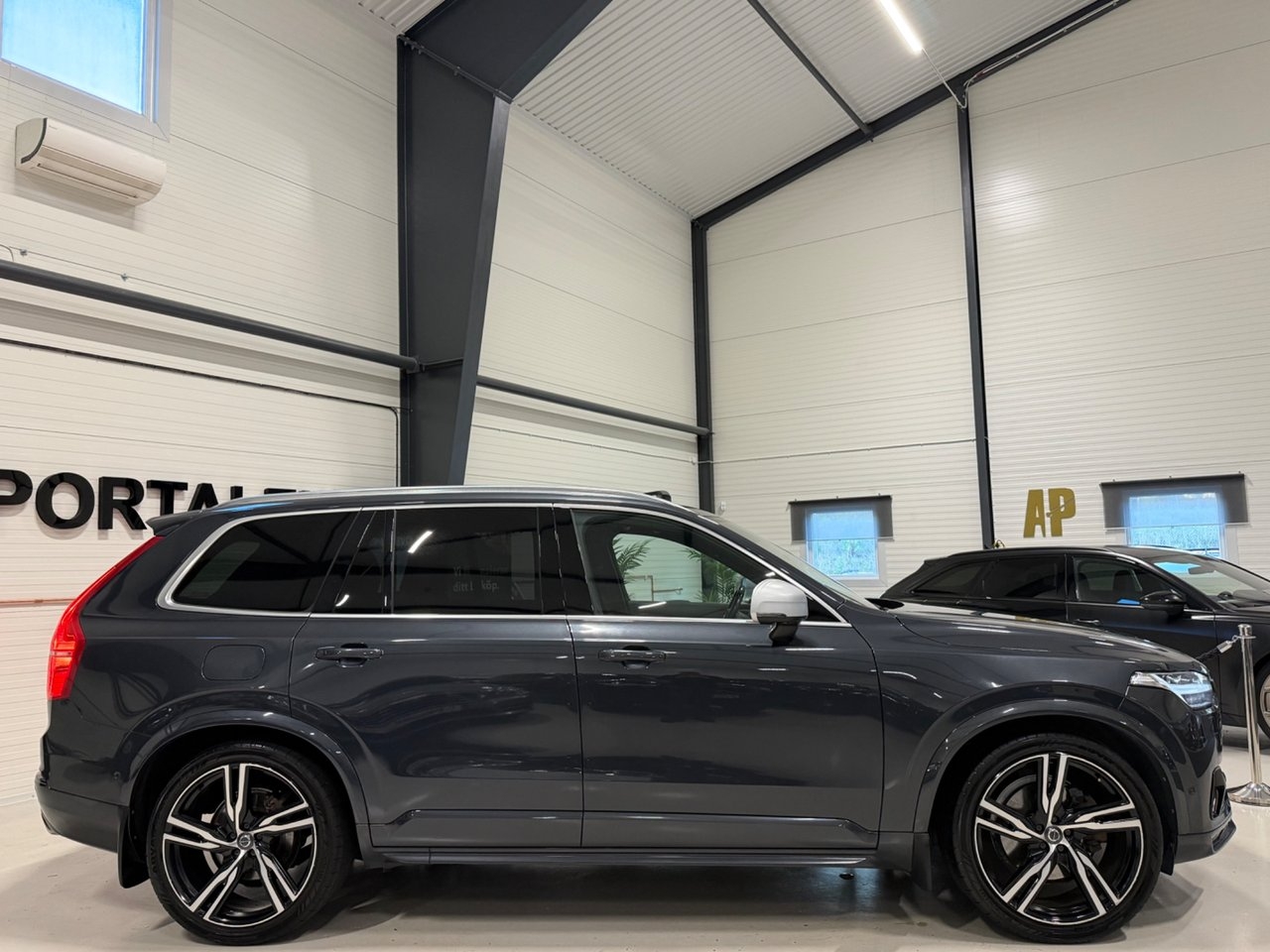 Volvo XC90 D5 Polestar Opti AWD R-Design 2016, photo 6/10
