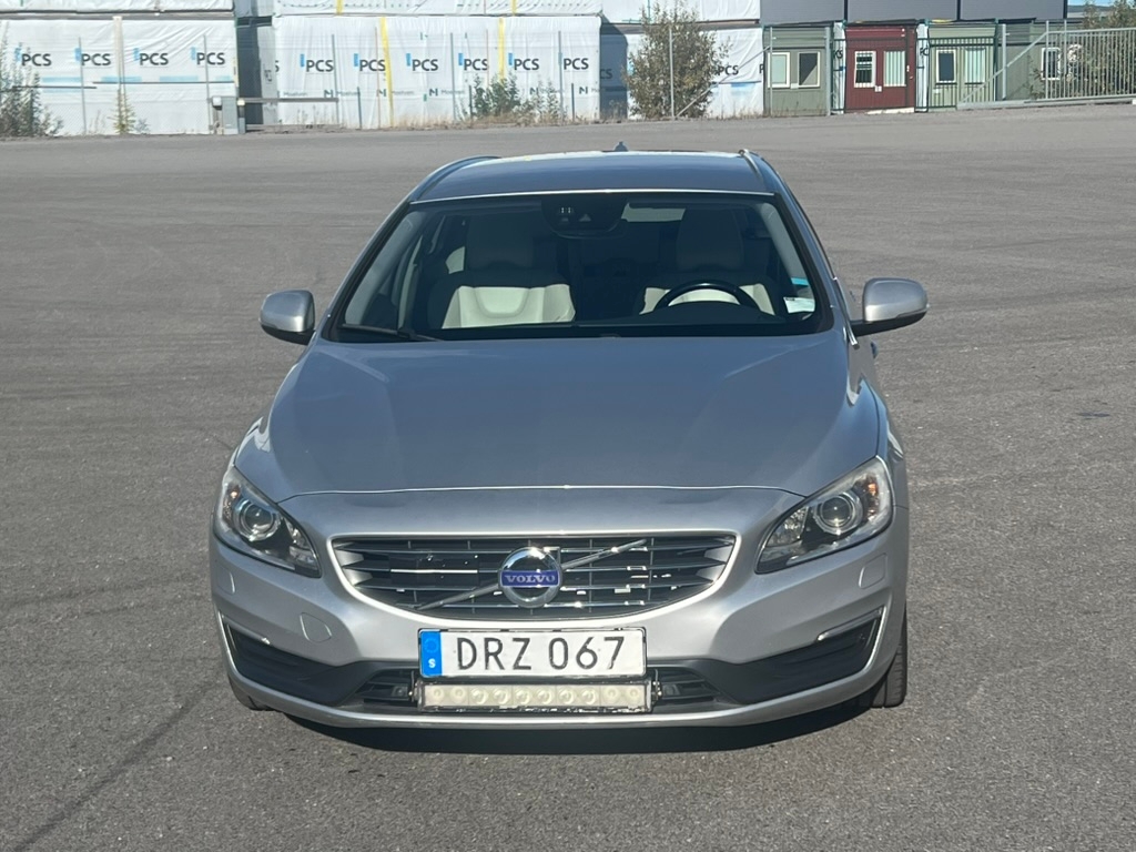 Volvo V60 D4 Geartronic 2015, kuva 3/10
