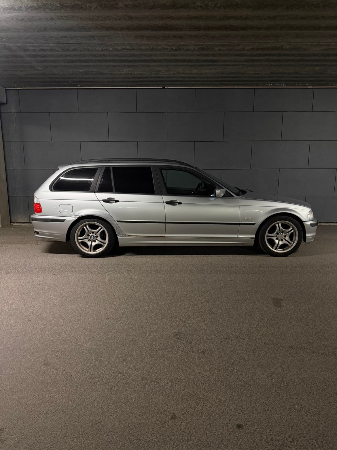 BMW 318 i Touring Automatisk 2001, bild 5/10