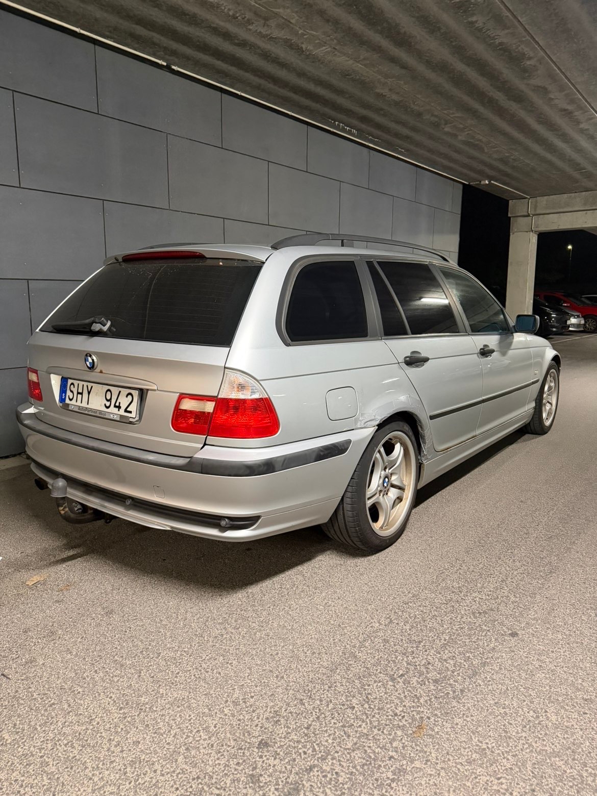 BMW 318 i Touring Automatisk 2001, bild 4/10