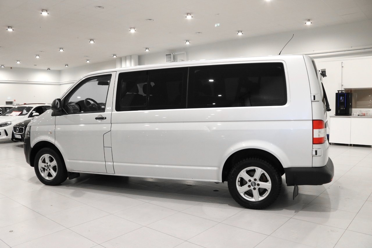 Volkswagen Caravelle 2015, photo 4/10