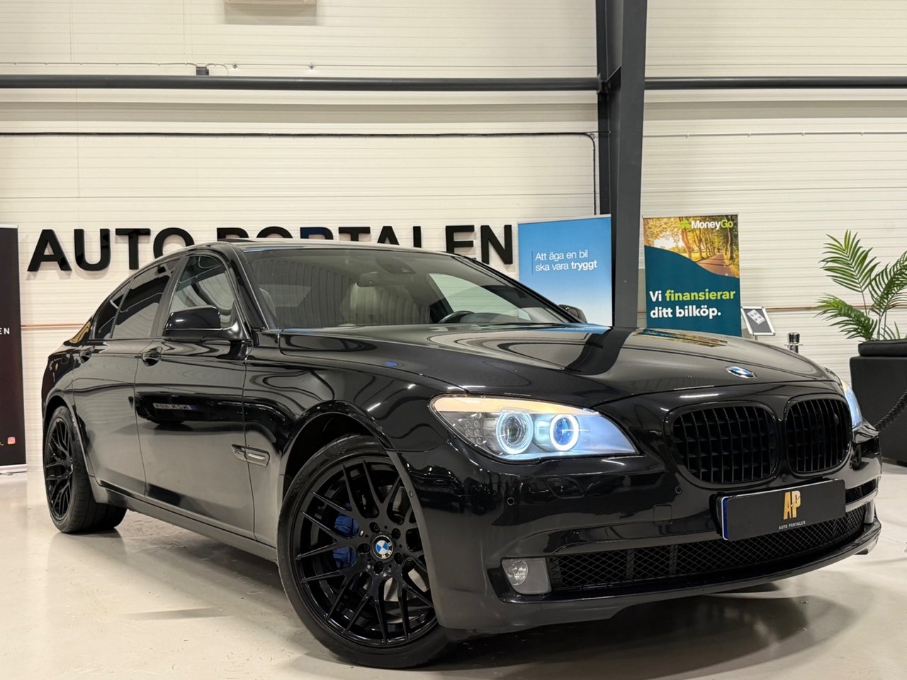 BMW 740 d xDrive Steptronic 350hk 2012, kuva 3/10