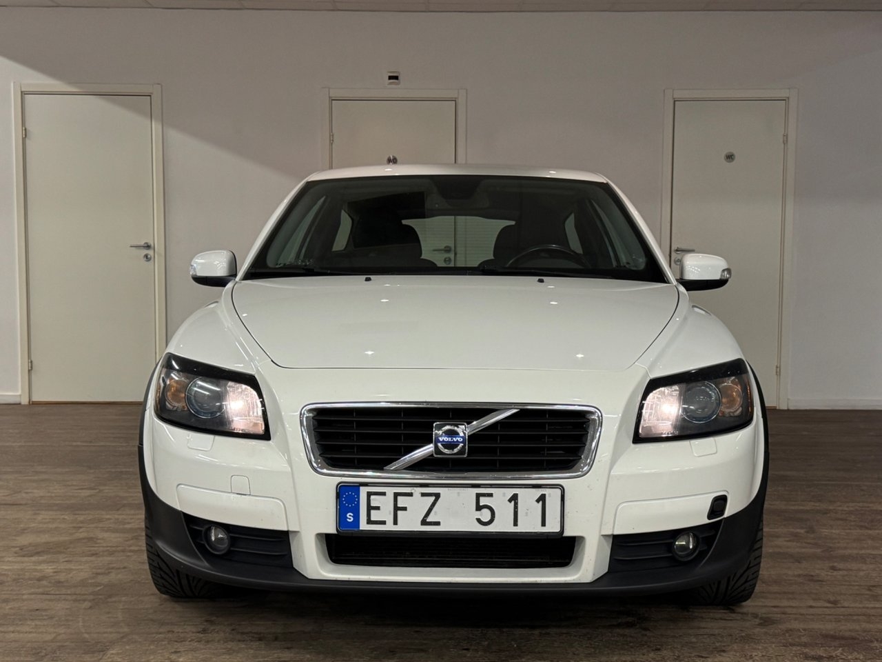Volvo C30 1.8F Momentum 2009, bild 7/10