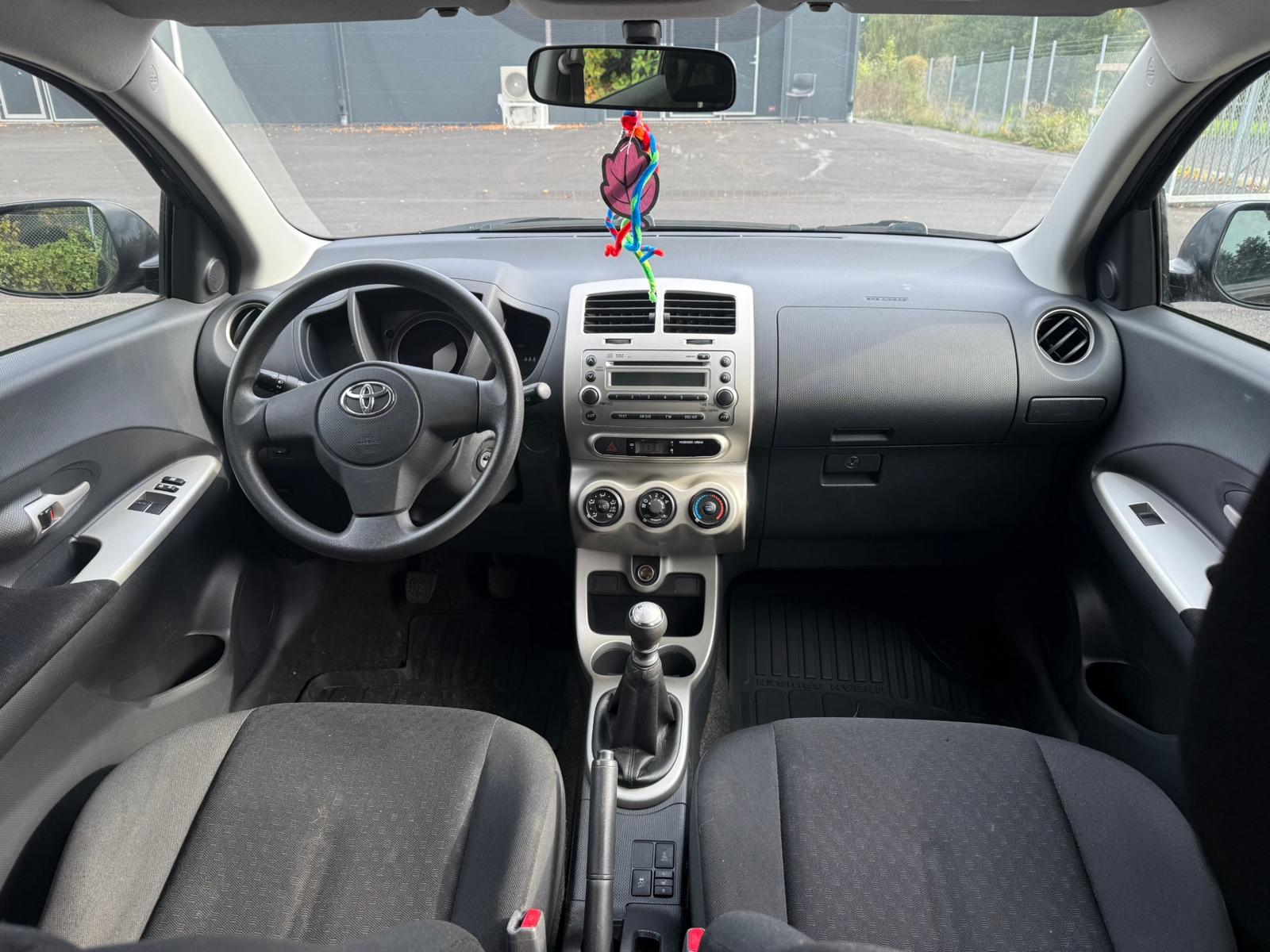 Toyota Urban Cruiser 1.4 D-4D Manuell 2009, kuva 5/9