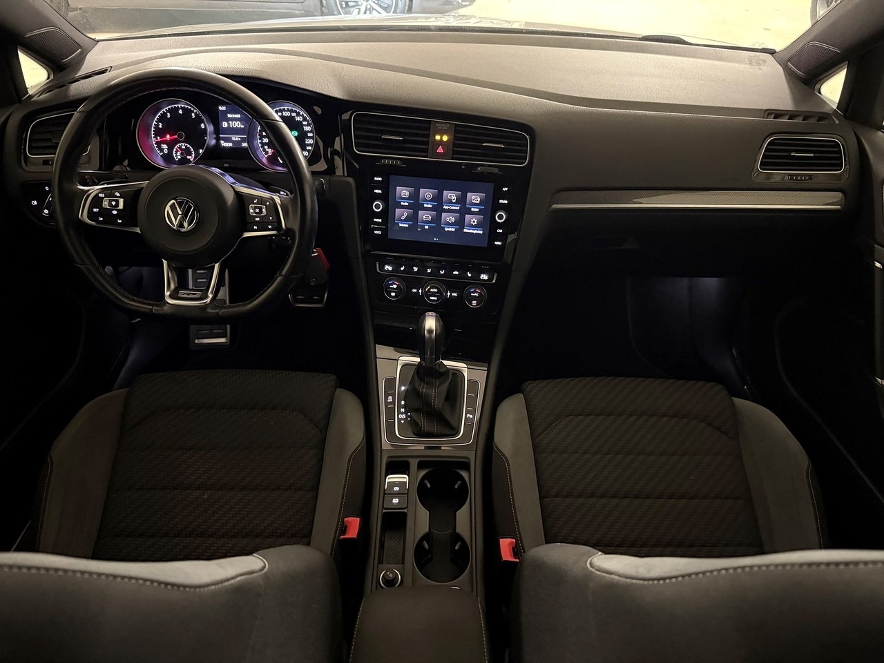 Volkswagen Golf 2019, bild 7/10