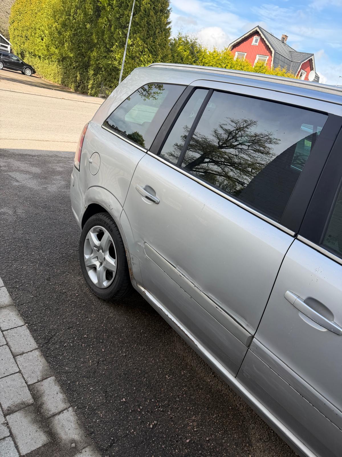 Opel Zafira 1.8 Manuell 2008, photo 5/5
