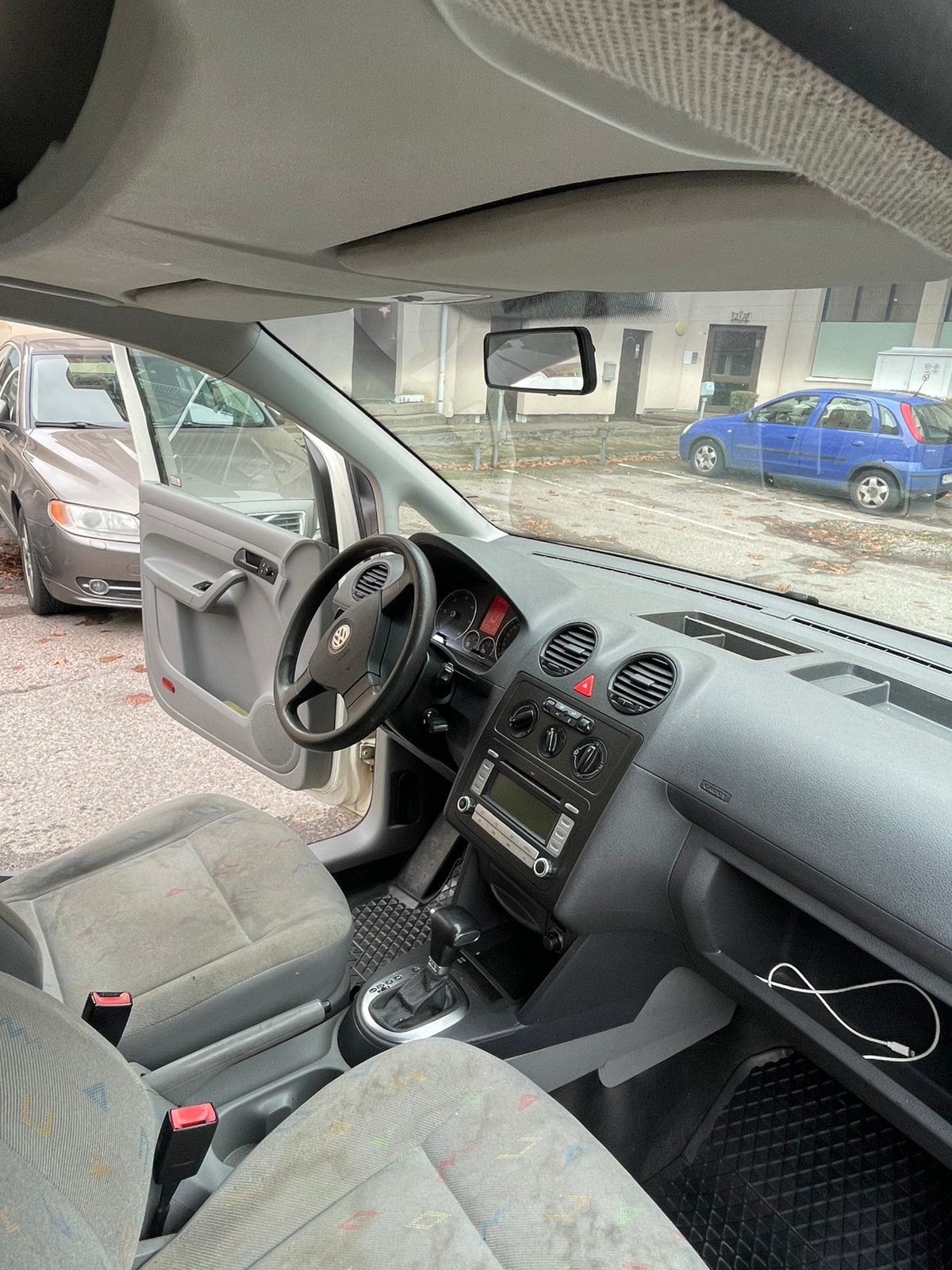 Volkswagen Caddy 2008, bild 4/7