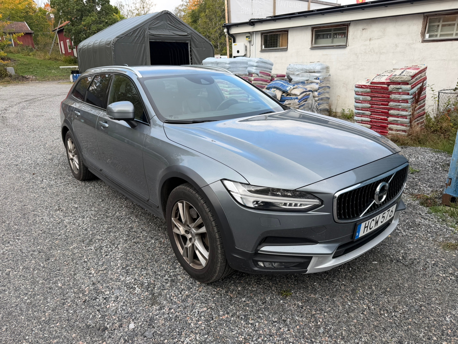 Volvo V90 Cross Country
