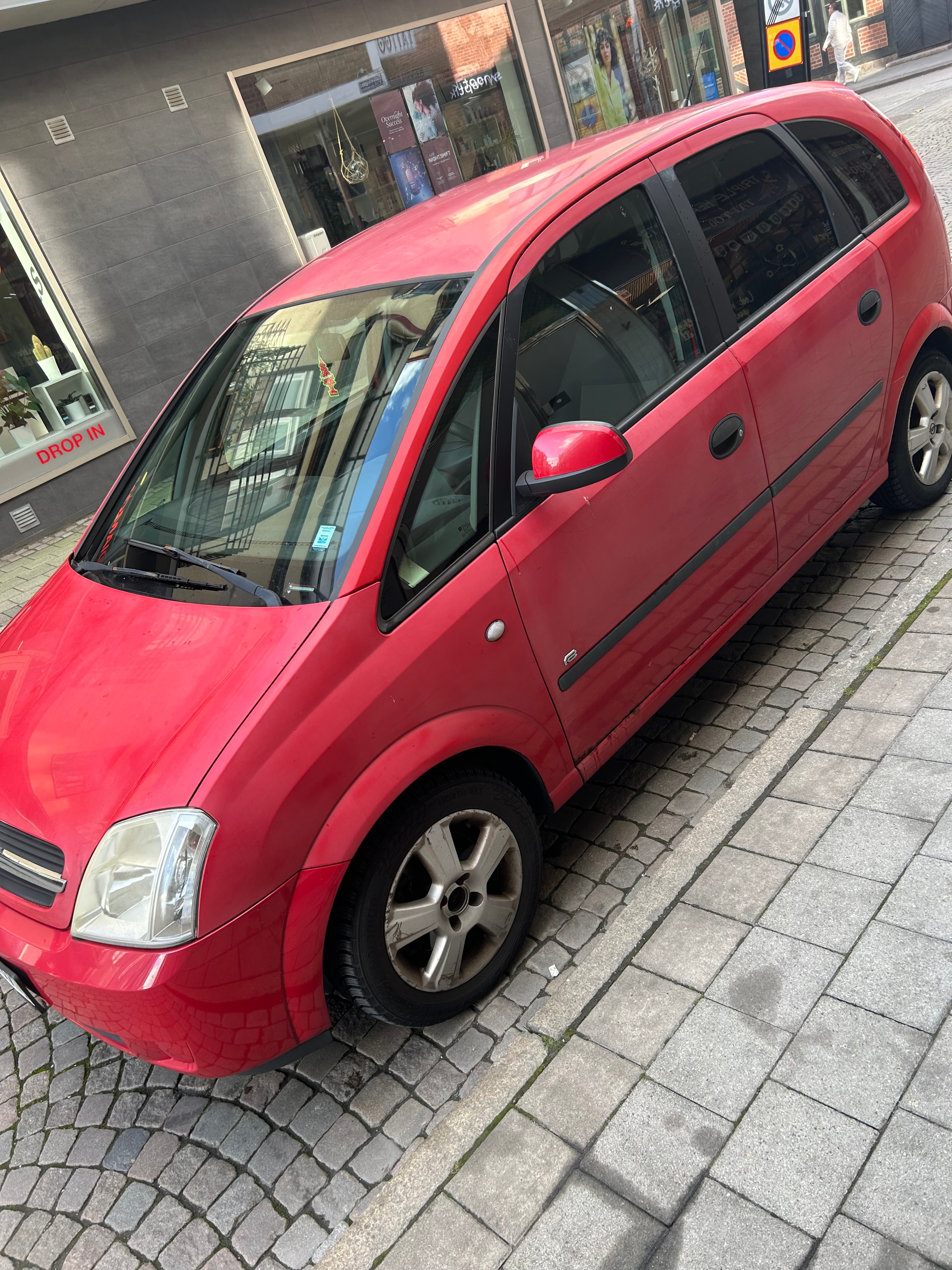 Opel Meriva 1.6 Manuell 2005, bild 2/3