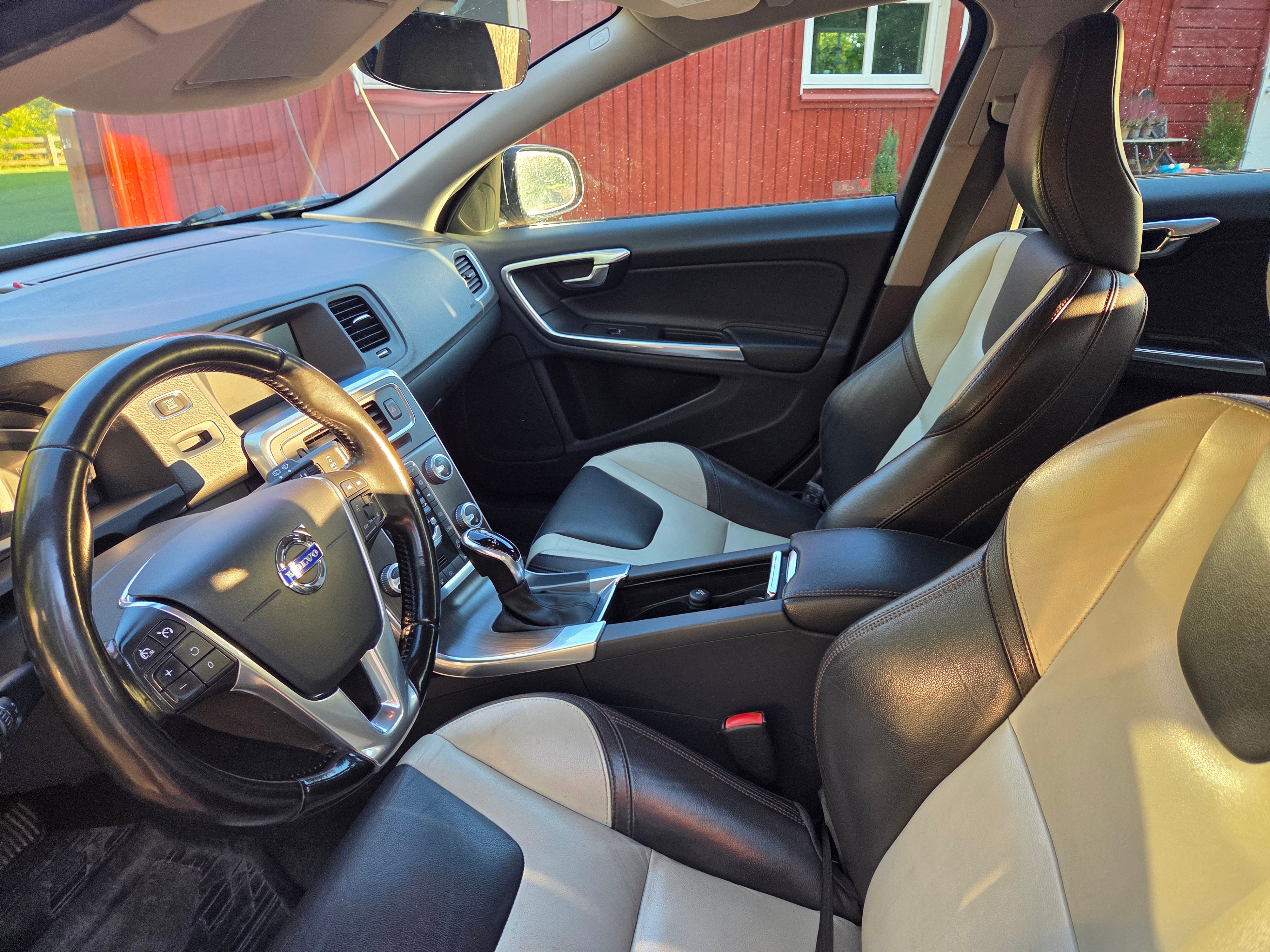 Volvo V60 Cross Country 2016, bild 7/10