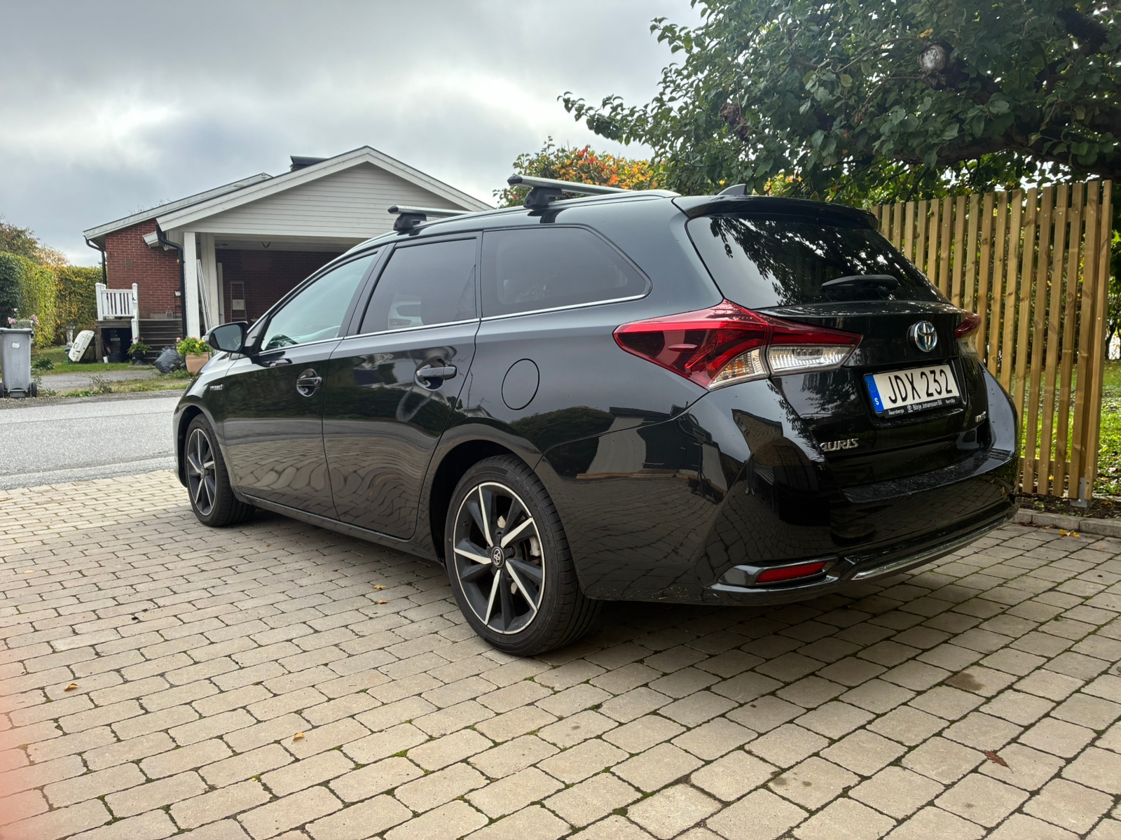 Toyota Auris Touring Sports Hybrid e-CVT 2018, bild 3/10