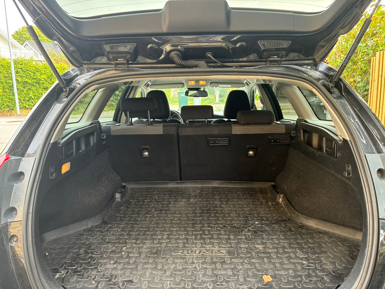 Toyota Auris Touring Sports Hybrid e-CVT 2018, bild 5/10
