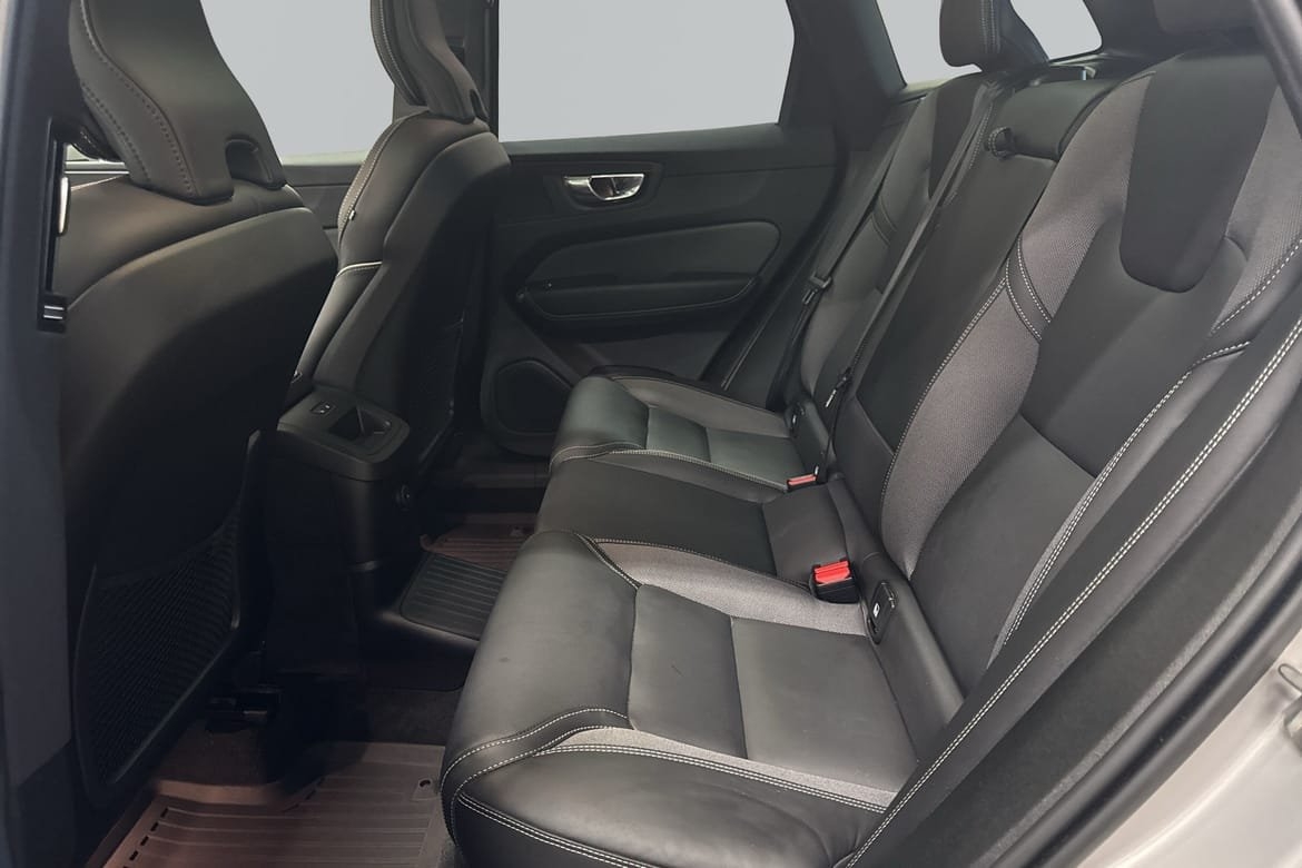 Volvo XC60 Recharge T6 II R-Design 2022, bild 7/10