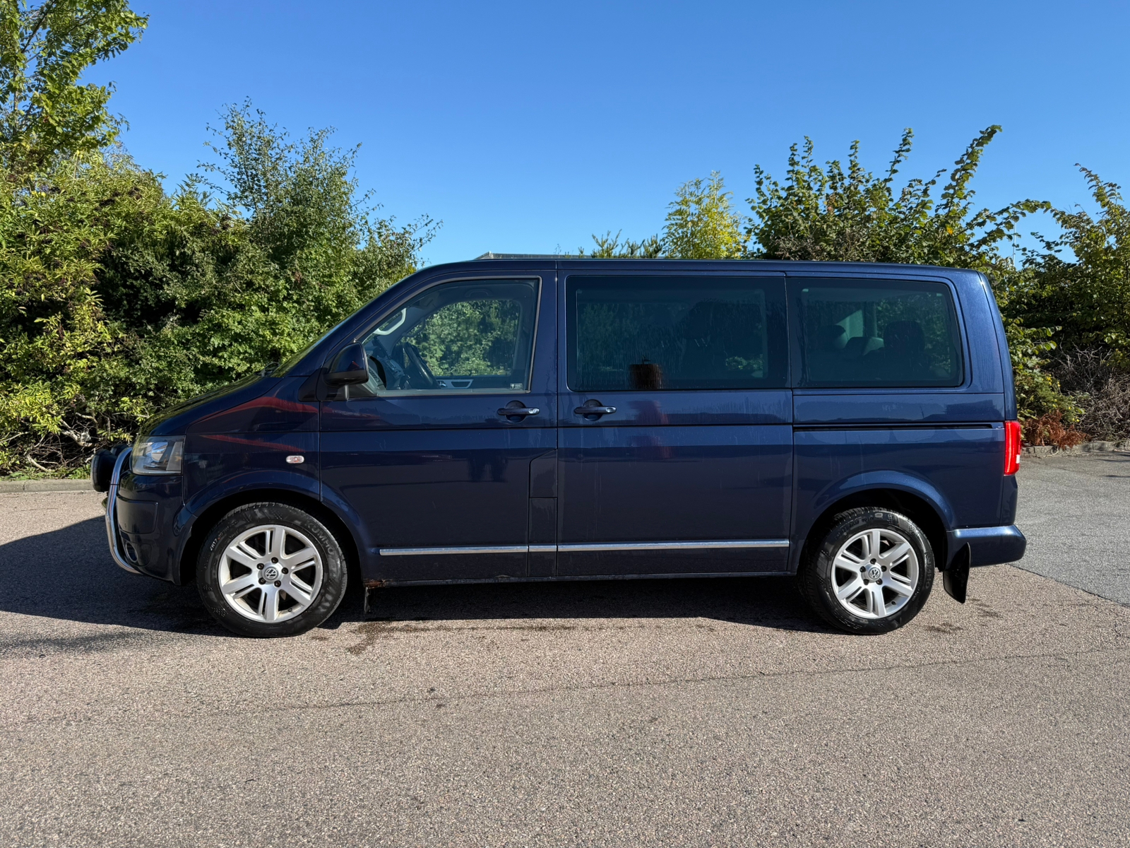Volkswagen Multivan 2012, photo 3/10