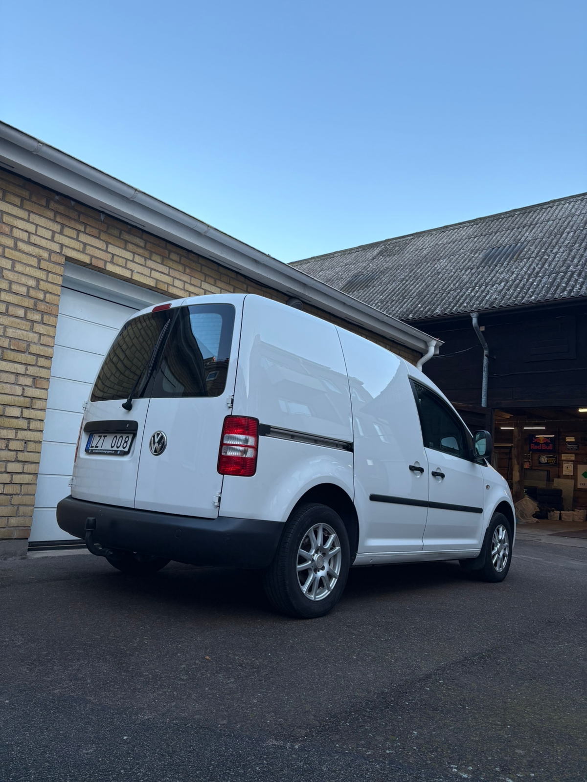 Volkswagen Caddy Skåpbil 1.2 TSI Manuell 2012, bild 3/5