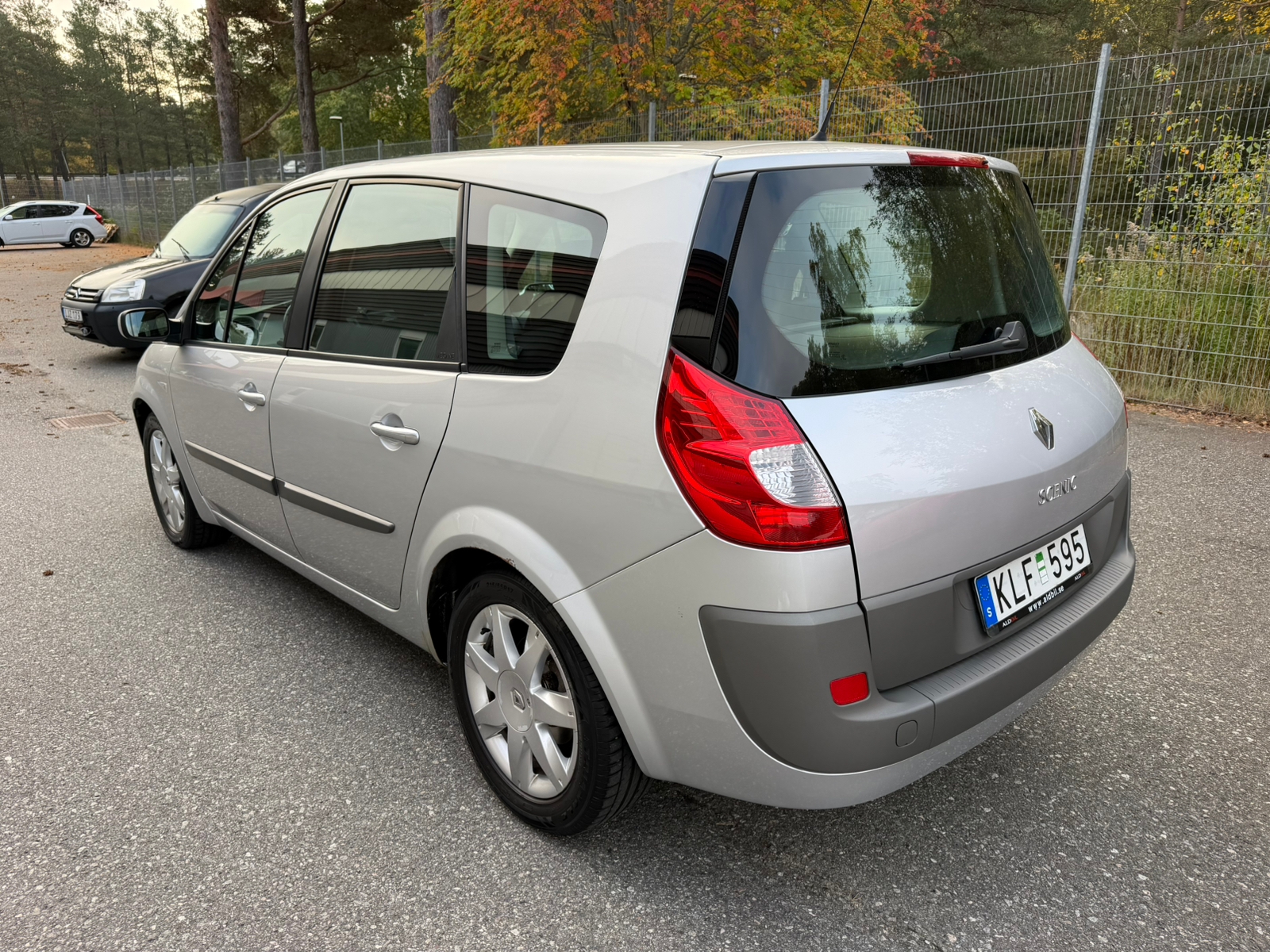Renault Grand Scenic 2008, bild 5/8
