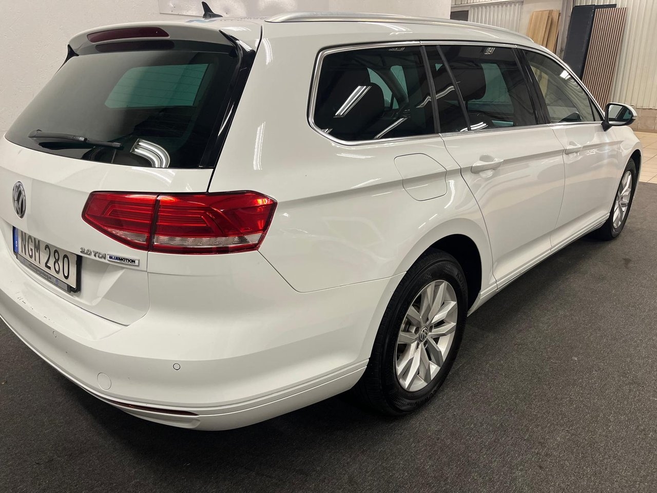 Volkswagen Passat 2016, bild 6/8