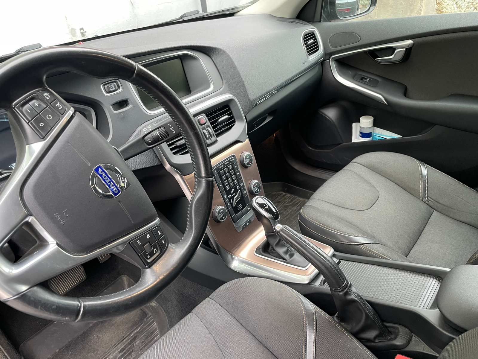 Volvo V40 Cross Country D2 Powershift 2014, bild 4/6
