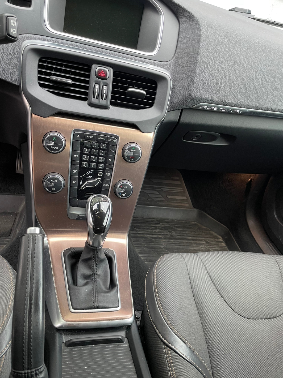 Volvo V40 Cross Country D2 Powershift 2014, bild 5/6