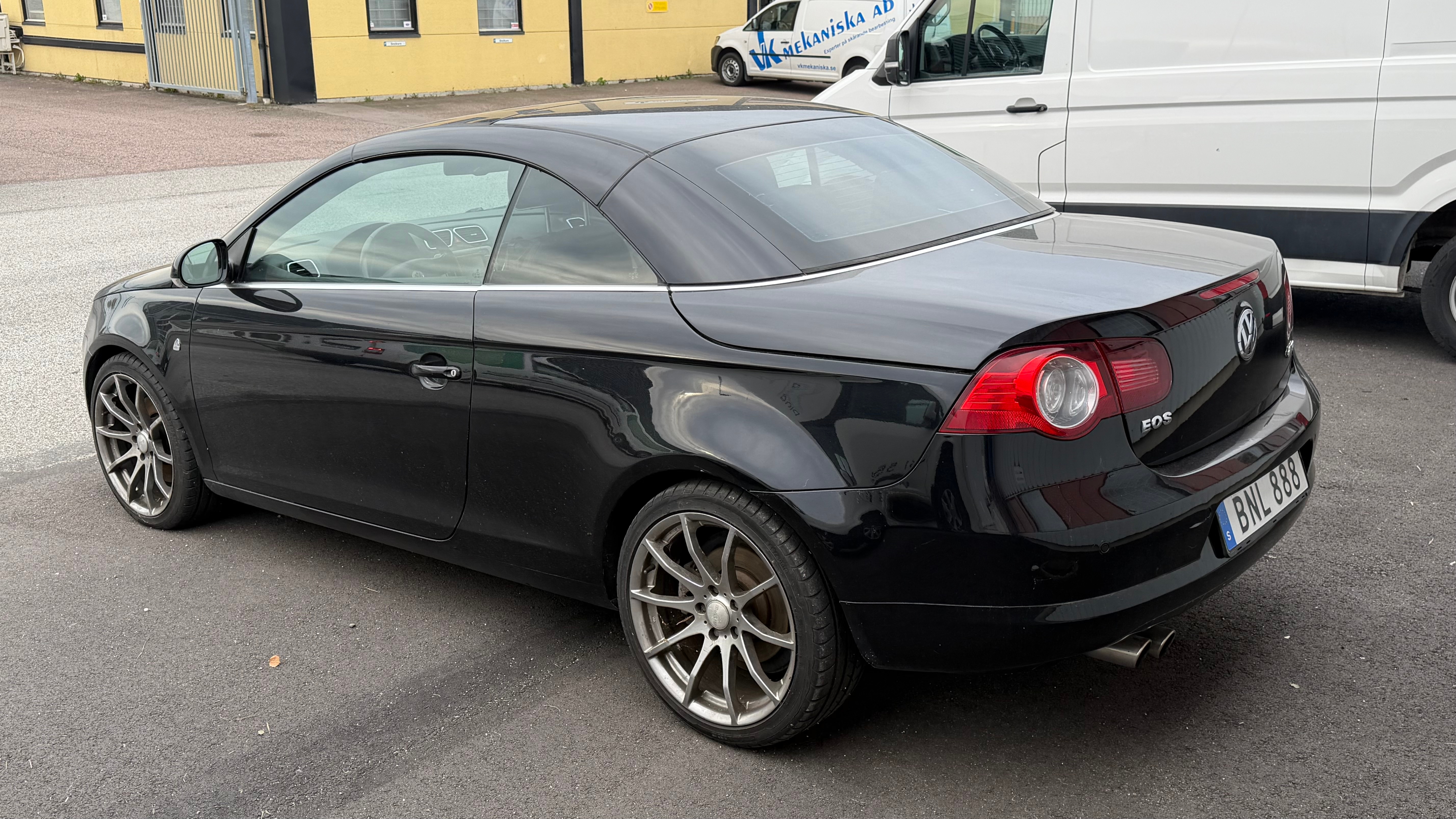 Volkswagen Eos 3.2 V6 DSG Sekventiell 2008, kuva 5/8