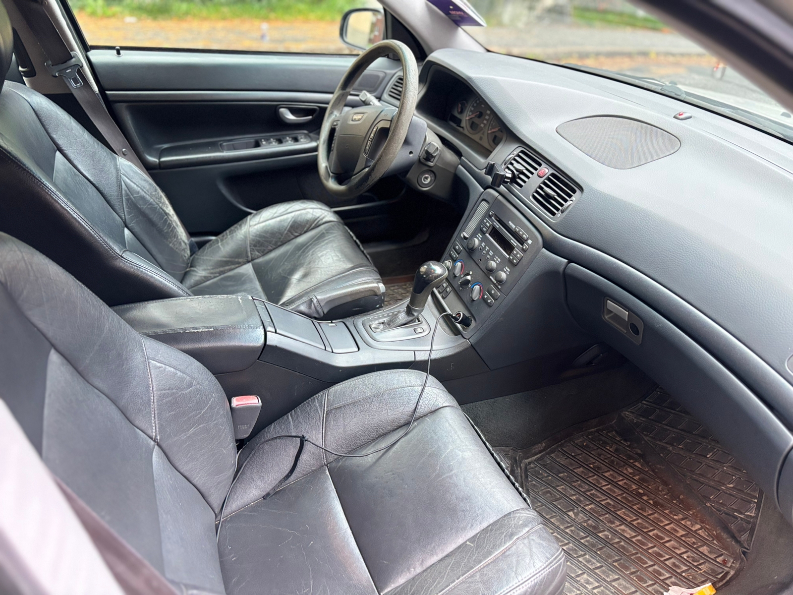 Volvo S80 2.4 Automatisk 2002, bild 6/8