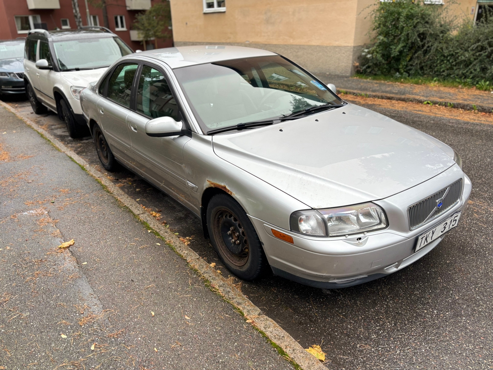 Volvo S80 2.4 Automatisk 2002, bild 4/8