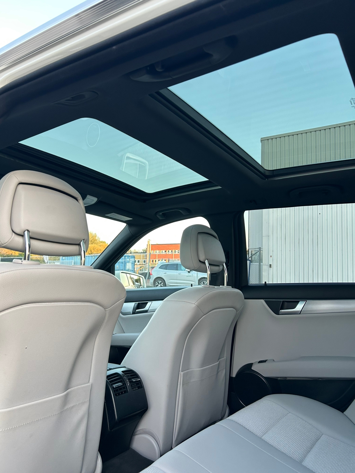 Mercedes-Benz C 2012, bild 6/10