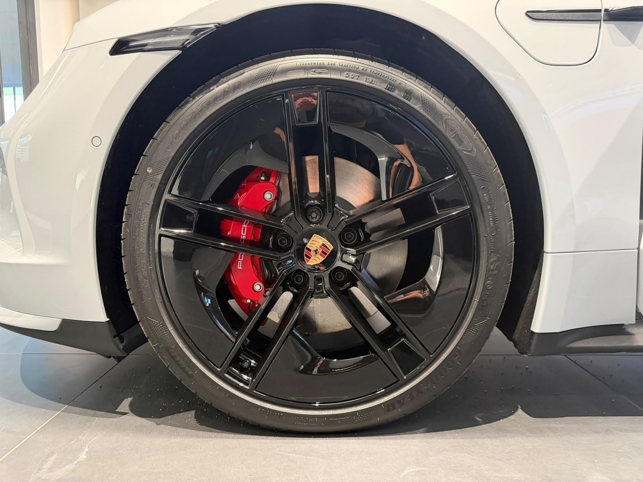 Porsche Taycan 2026, bild 6/25