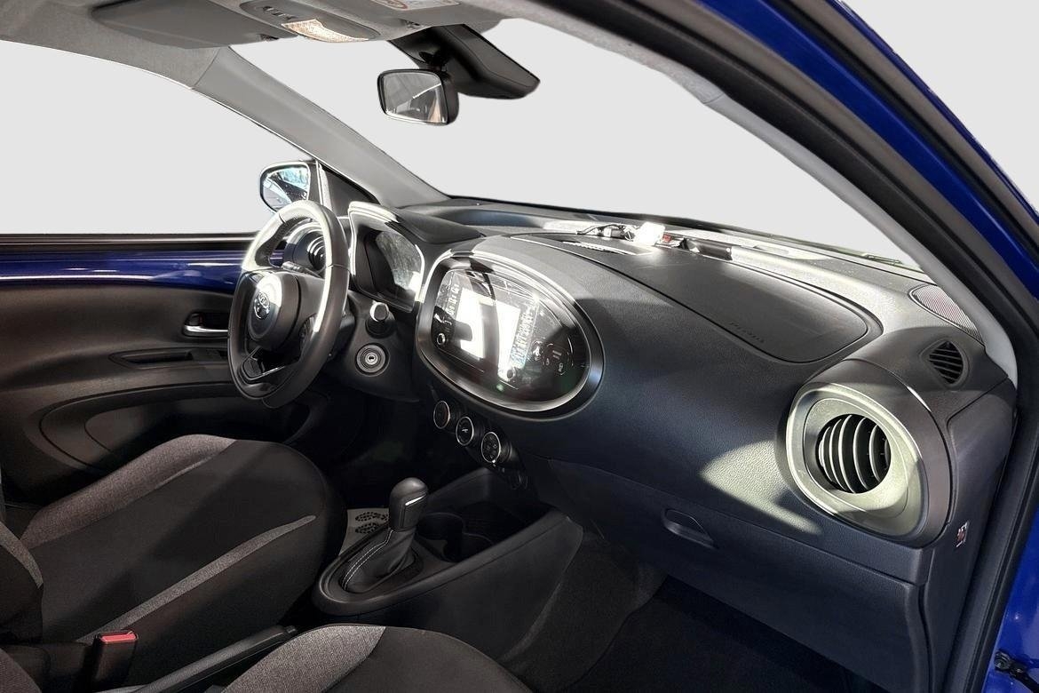 Toyota Aygo X 1.0 VVT-i Play 2023, bild 7/10