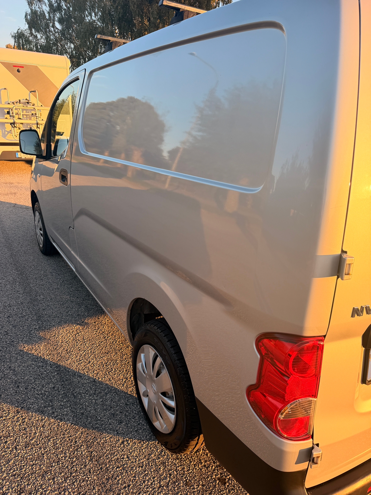 Nissan NV200 Van 1.5 dCi Manuell 2011, bild 3/8