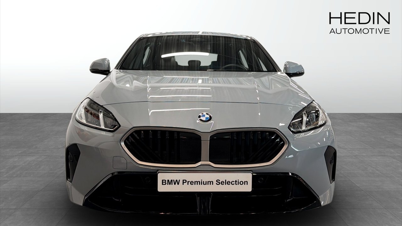 BMW 120 i M Sport Rattvärme 2026, bild 7/10