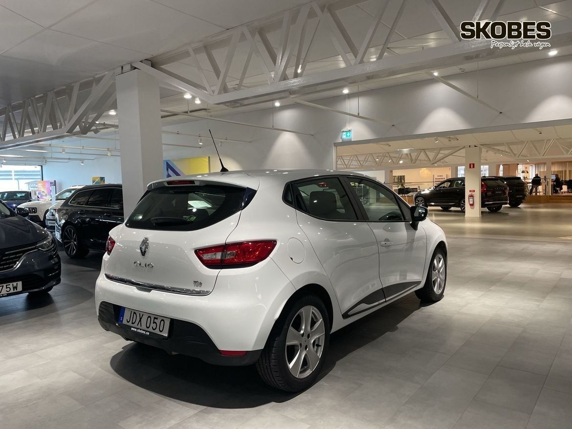 Renault Clio 2016, photo 5/10