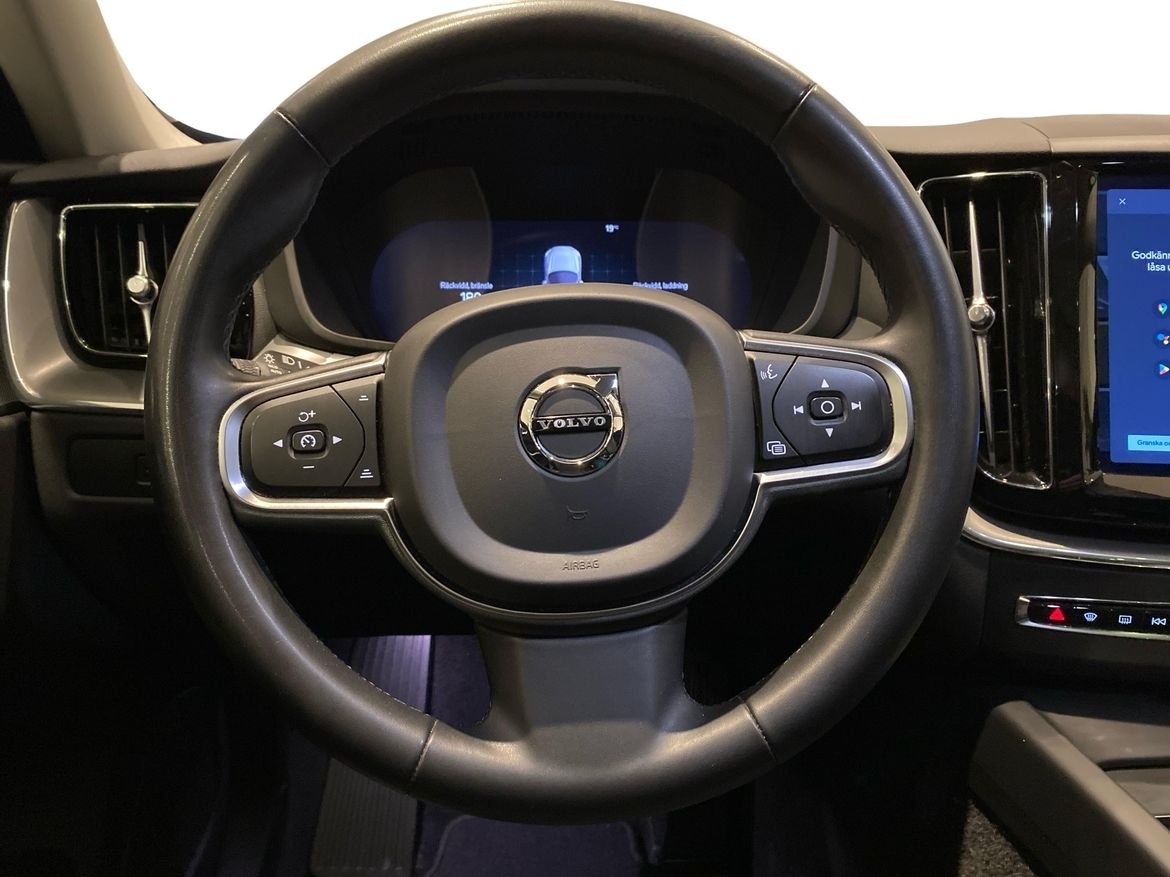 Volvo XC60 Recharge T6 Core Edition 2023, bild 6/10
