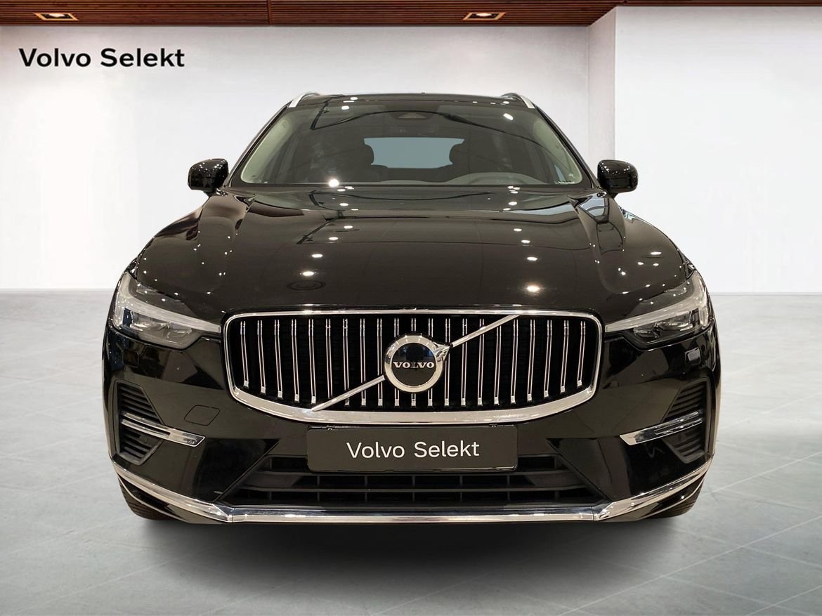 Volvo XC60 Recharge T6 Core Edition 2023, bild 2/10