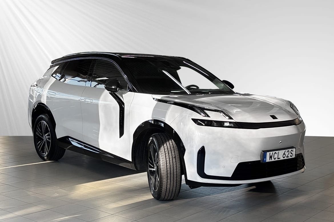 Lynk & Co 08 Core PHEV 360kam KVARV 2025, kuva 5/10