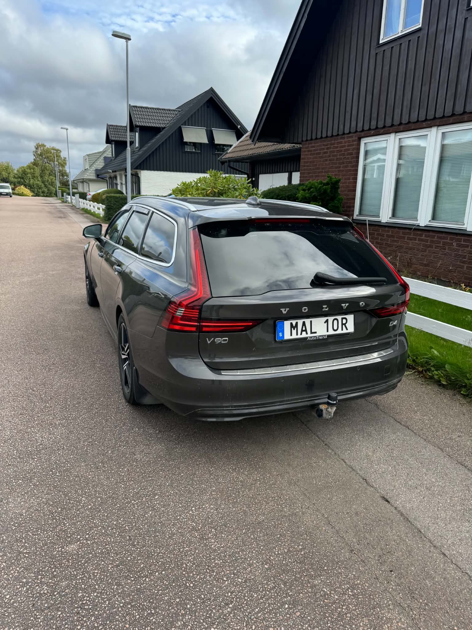 Volvo V90 D4 Geartronic 2021, bild 3/5