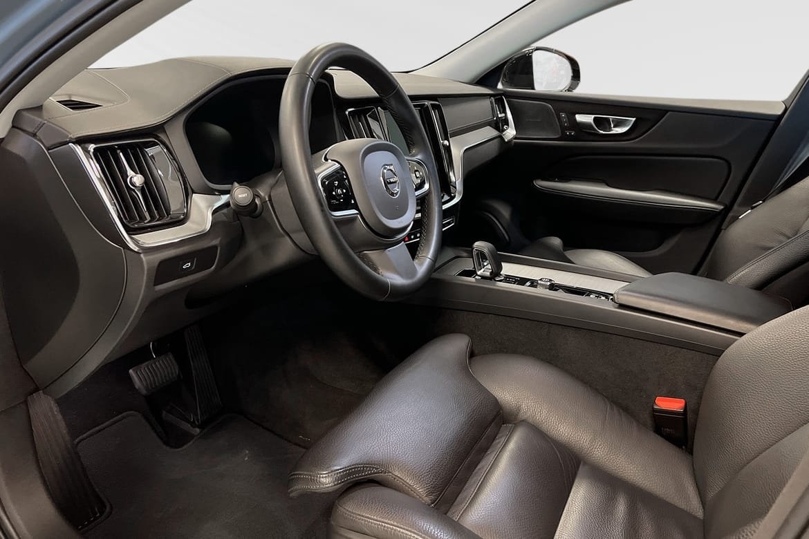 Volvo V60 2023, bild 7/10